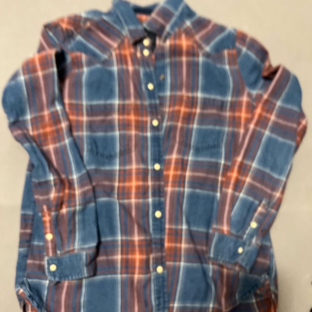 American Eagle‎ Outfitters Blue and red Plaid boyfriend fit medium Shirt